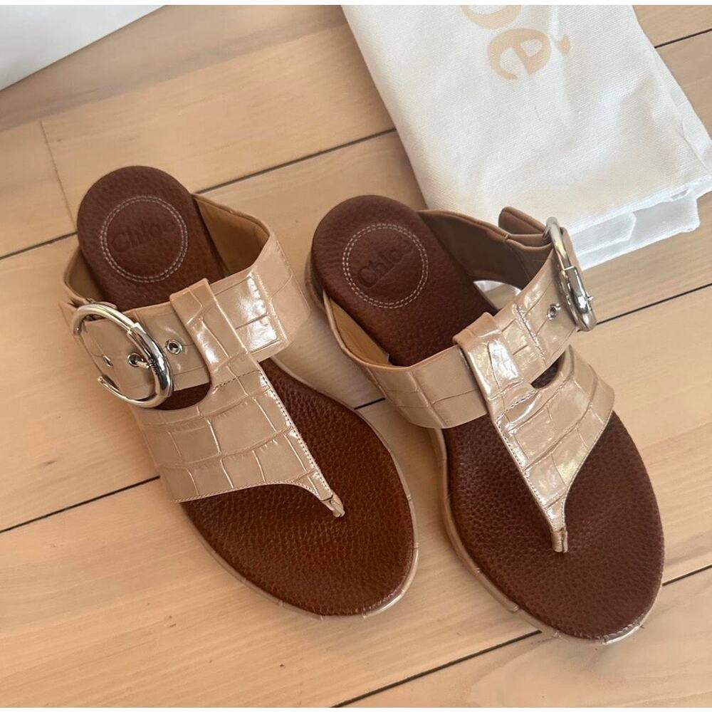 New Authentic Chloé Wave croc-embossed leather sandals color nougat 36 (US 6)